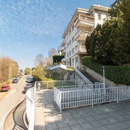 Guesthost - Charming With Parking! * Torino