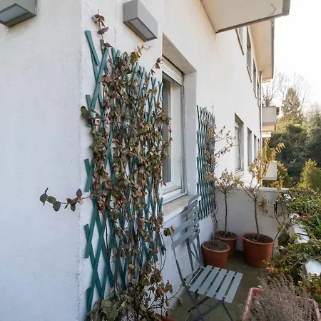 Guesthost - Charming With Parking! Apartamento Turín