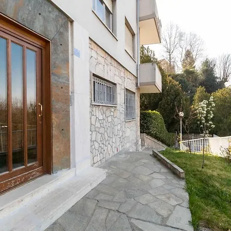 Guesthost - Charming With Parking! * Turín