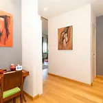 Guesthost - Charming With Parking!