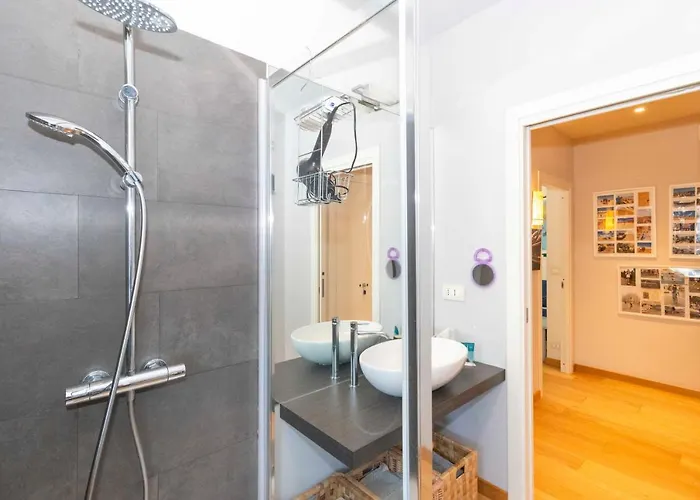 Guesthost - Charming With Parking! Appartement *