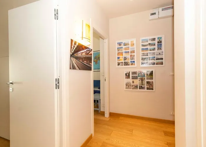 Guesthost - Charming With Parking! Turin