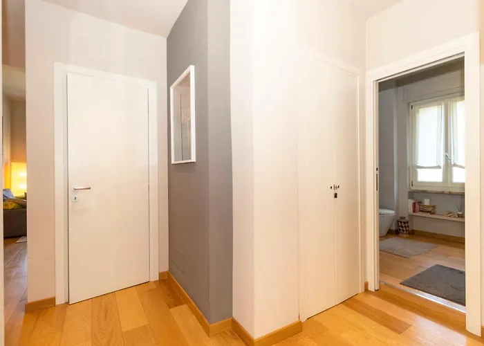 Guesthost - Charming With Parking! Turin